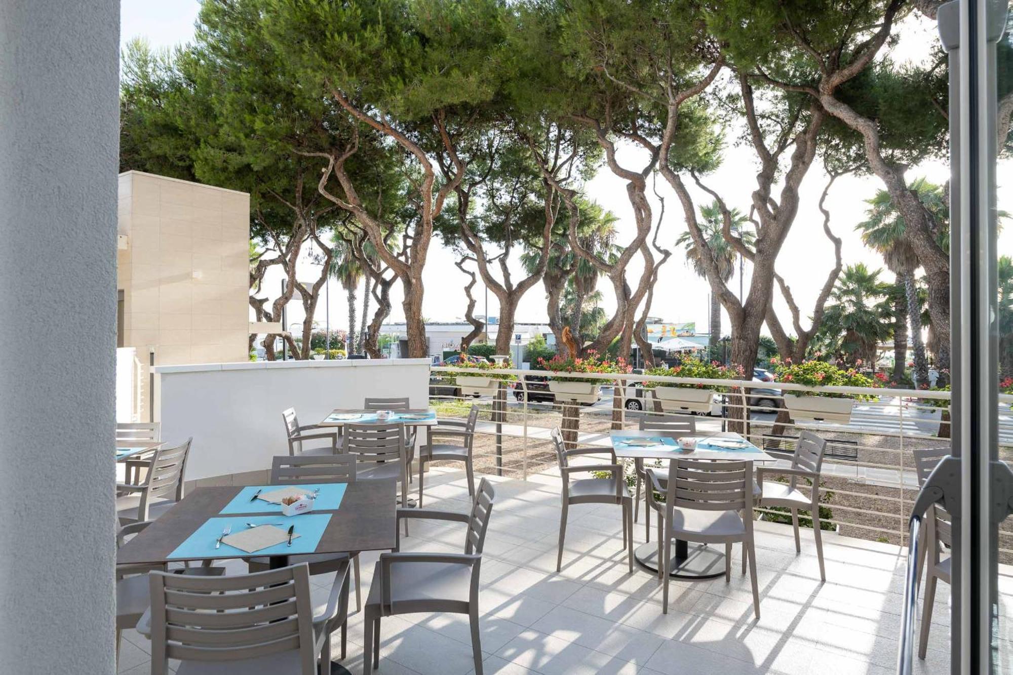 Hotel Velia Grottammare Eksteriør billede